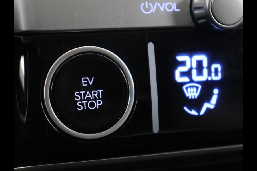 Hyundai IONIQ 5 Connect 77.4 kWh | SOH 94,1% | Half leder | Stuur/stoel verwarming Adaptive cruise | Trekhaak | BOSE sound | Camera | Park assist | Carplay | Climate control | Full LED