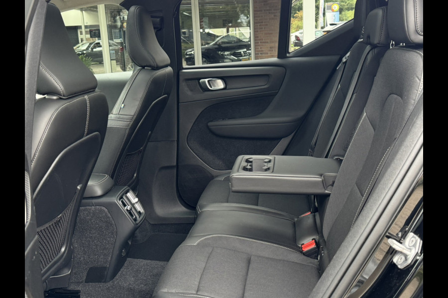 Volvo XC40 2.0 T4 | Panoramadak, Navi, Carplay/Android, Camera, Stoelverw., El. Trekhaak, El. Achterklep | Dealeronderhouden |