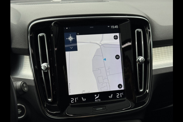 Volvo XC40 2.0 T4 | Panoramadak, Navi, Carplay/Android, Camera, Stoelverw., El. Trekhaak, El. Achterklep | Dealeronderhouden |