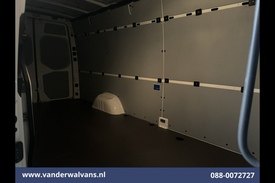 Mercedes-Benz Sprinter 314 CDI 143pk L3H2 Euro6 Airco | Camera | Apple Carplay | Android Auto Parkeersensoren, Bijrijdersbank