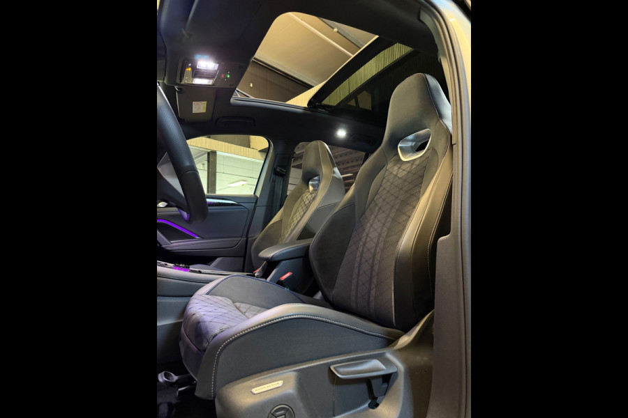 Volkswagen Tiguan 1.5 eHybrid R-Line Edition|Pano|Full options