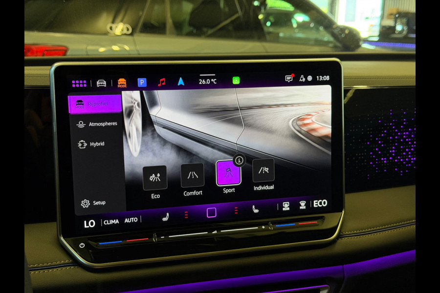 Volkswagen Tiguan 1.5 eHybrid R-Line Edition|Pano|Full options