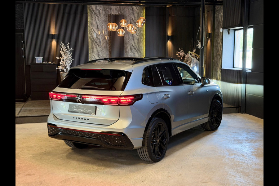 Volkswagen Tiguan 1.5 eHybrid R-Line Edition|Pano|Full options