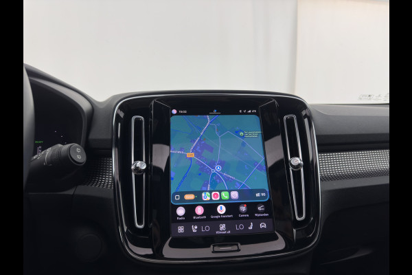 Volvo XC40 Recharge Pro [3-Fase-11kW] {SoH-94%} (INCL.BTW) Aut. *PANO | MEMORY-PACK | HARMAN/KARDON | ADAPTIVE-CRUISE | DIGI-COCKPIT | BLIND-SPOT | NAVI-FULLMAP | CAMERA | ECC | PDC | KEYLESS | HEATED-SPORTSEATS | 20''ALU*