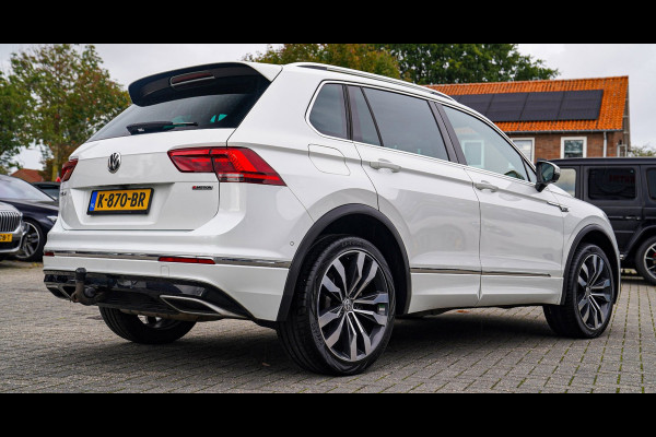 Volkswagen Tiguan 2.0 TSI 4Motion Highline R-Line | 230PK | Panorama | Dynaudio | 360 cam | Head up | Trekhaak | Luxe leder | LED