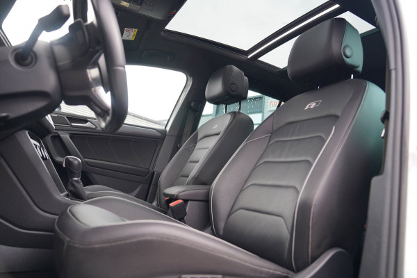 Volkswagen Tiguan 2.0 TSI 4Motion Highline R-Line | 230PK | Panorama | Dynaudio | 360 cam | Head up | Trekhaak | Luxe leder | LED