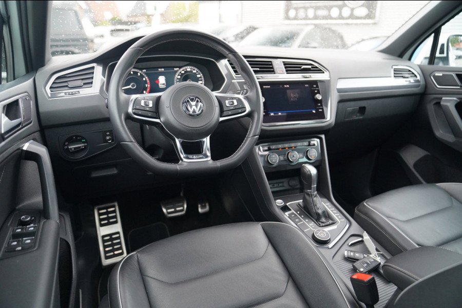 Volkswagen Tiguan 2.0 TSI 4Motion Highline R-Line | 230PK | Panorama | Dynaudio | 360 cam | Head up | Trekhaak | Luxe leder | LED