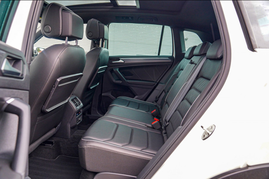 Volkswagen Tiguan 2.0 TSI 4Motion Highline R-Line | 230PK | Panorama | Dynaudio | 360 cam | Head up | Trekhaak | Luxe leder | LED