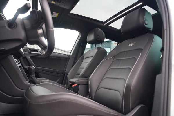 Volkswagen Tiguan 2.0 TSI 4Motion Highline R-Line | 230PK | Panorama | Dynaudio | 360 cam | Head up | Trekhaak | Luxe leder | LED