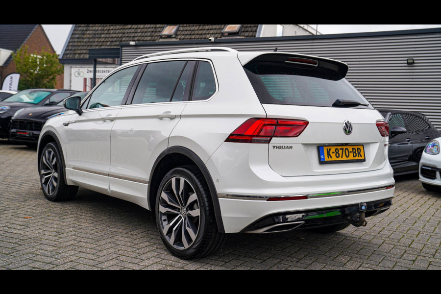 Volkswagen Tiguan 2.0 TSI 4Motion Highline R-Line | 230PK | Panorama | Dynaudio | 360 cam | Head up | Trekhaak | Luxe leder | LED