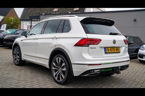 Volkswagen Tiguan 2.0 TSI 4Motion Highline R-Line | 230PK | Panorama | Dynaudio | 360 cam | Head up | Trekhaak | Luxe leder | LED