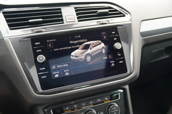Volkswagen Tiguan 2.0 TSI 4Motion Highline R-Line | 230PK | Panorama | Dynaudio | 360 cam | Head up | Trekhaak | Luxe leder | LED