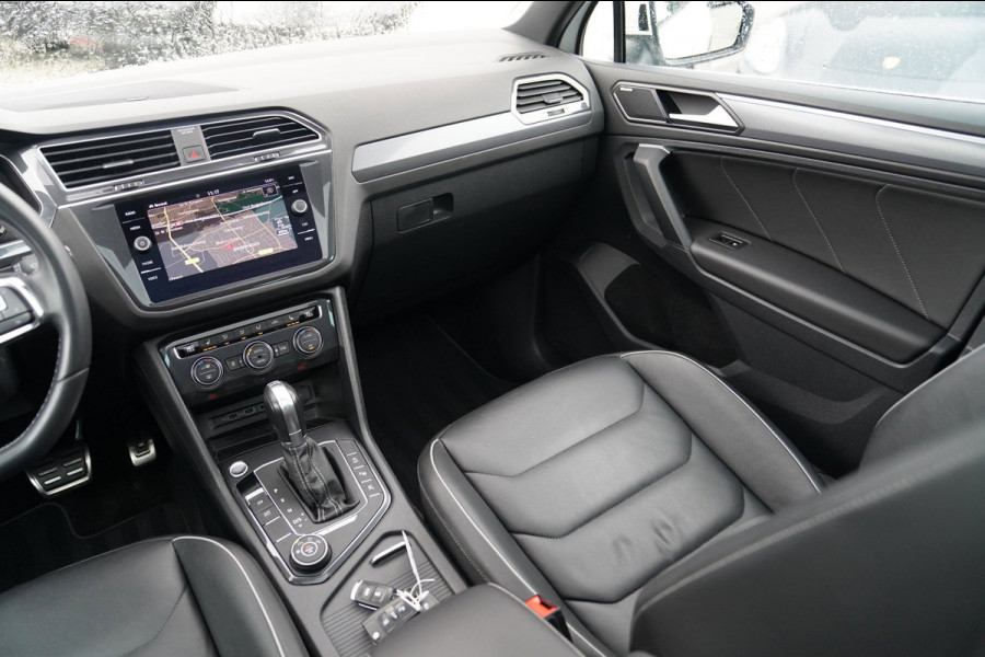 Volkswagen Tiguan 2.0 TSI 4Motion Highline R-Line | 230PK | Panorama | Dynaudio | 360 cam | Head up | Trekhaak | Luxe leder | LED