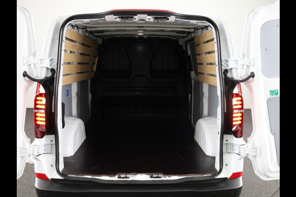 Volkswagen Transporter 2.0 TDI L1H1 28 Life Intro 110 pk | Verlengde garantie | Navigatie via App | Autom. airco | Parkeersensoren | Achteruitrijcamera |