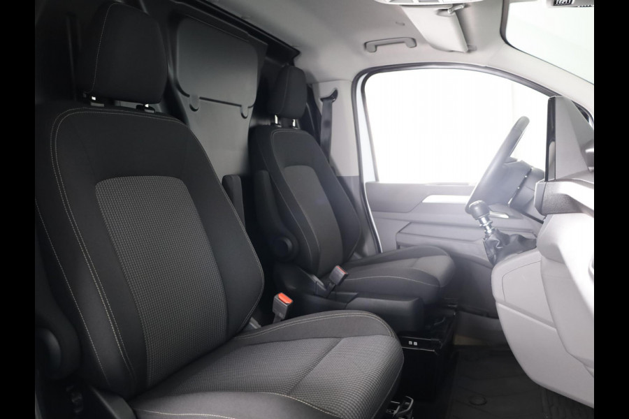 Volkswagen Transporter 2.0 TDI L1H1 28 Life Intro 110 pk | Verlengde garantie | Navigatie via App | Autom. airco | Parkeersensoren | Achteruitrijcamera |
