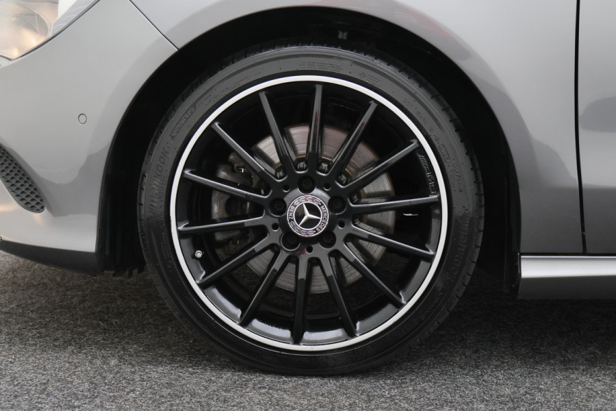Mercedes-Benz CLA-Klasse Shooting Brake 250 Airco, Pano, Leer, Navi, PDC, Sportstoelen, Trekhaak, 18"