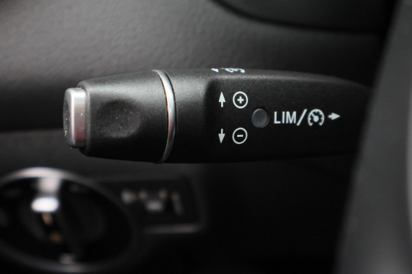 Mercedes-Benz CLA-Klasse Shooting Brake 250 Airco, Pano, Leer, Navi, PDC, Sportstoelen, Trekhaak, 18"