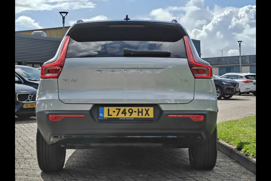 Volvo XC40 T3 163PK R-Design | BLIS | Camera Achter | PDC V+A | Trekhaak | ACC | Carplay |