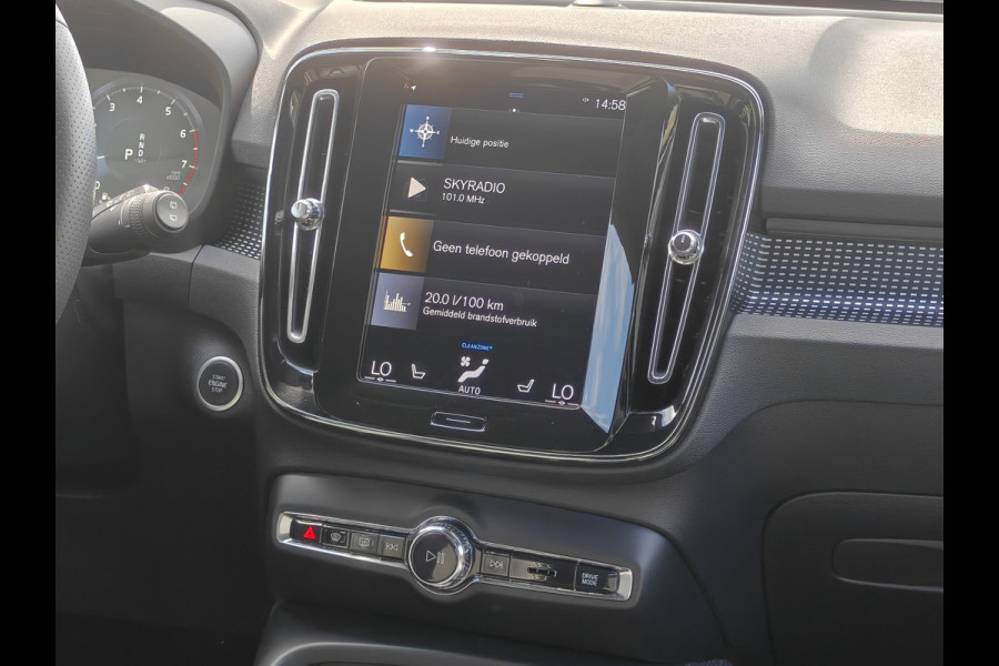 Volvo XC40 T3 163PK R-Design | BLIS | Camera Achter | PDC V+A | Trekhaak | ACC | Carplay |
