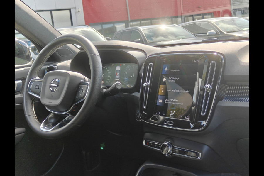 Volvo XC40 T3 163PK R-Design | BLIS | Camera Achter | PDC V+A | Trekhaak | ACC | Carplay |