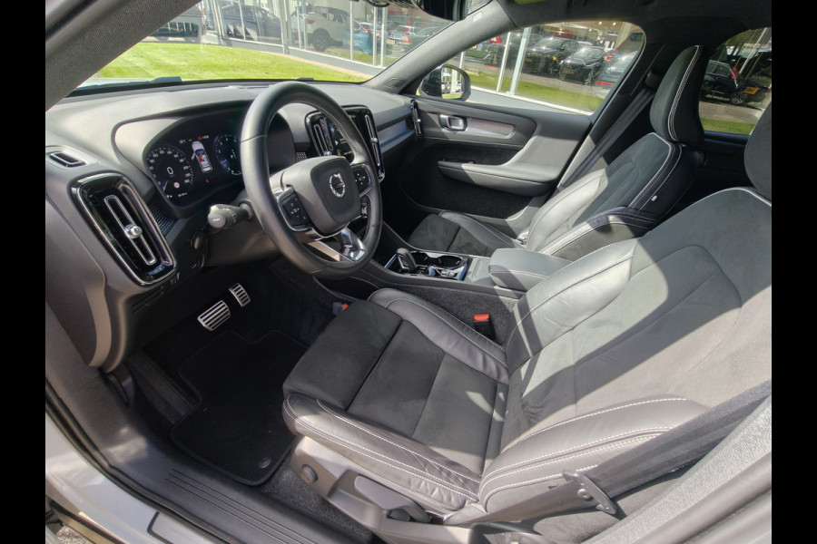 Volvo XC40 T3 163PK R-Design | BLIS | Camera Achter | PDC V+A | Trekhaak | ACC | Carplay |