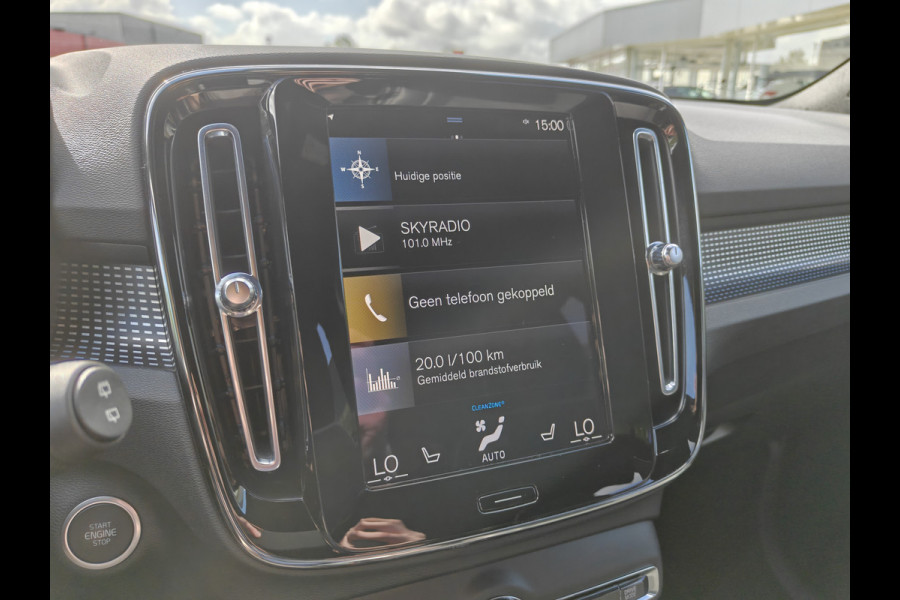 Volvo XC40 T3 163PK R-Design | BLIS | Camera Achter | PDC V+A | Trekhaak | ACC | Carplay |