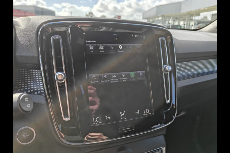 Volvo XC40 T3 163PK R-Design | BLIS | Camera Achter | PDC V+A | Trekhaak | ACC | Carplay |