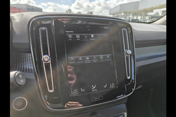 Volvo XC40 T3 163PK R-Design | BLIS | Camera Achter | PDC V+A | Trekhaak | ACC | Carplay |