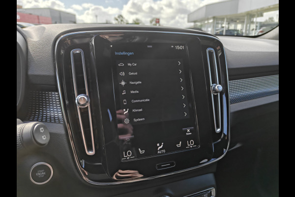 Volvo XC40 T3 163PK R-Design | BLIS | Camera Achter | PDC V+A | Trekhaak | ACC | Carplay |