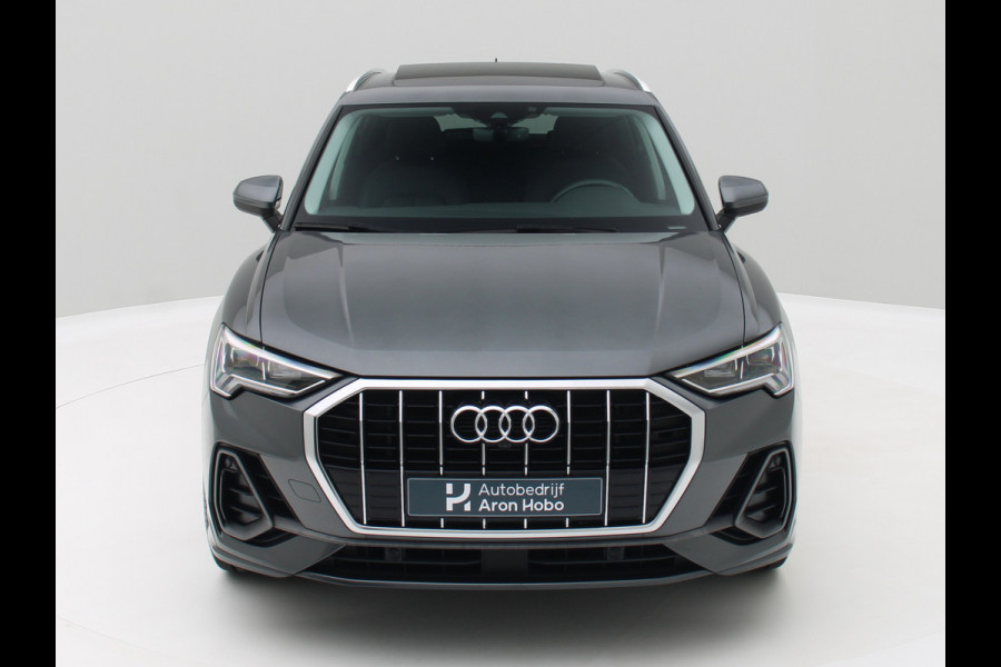 Audi Q3 35 TDI S-Line Pano, Trekhaak, Keyless, ACC