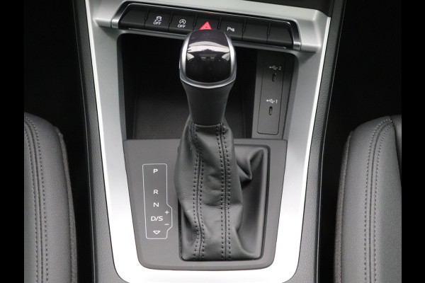 Audi Q3 35 TDI S-Line Pano, Trekhaak, Keyless, ACC