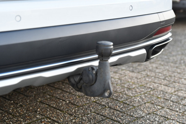 Audi A4 Allroad quattro 45 TFSI, Trekhaak, Pano, Matrix, B&O, Memory, Keyless, Leder, Dodeh, Ambiente!