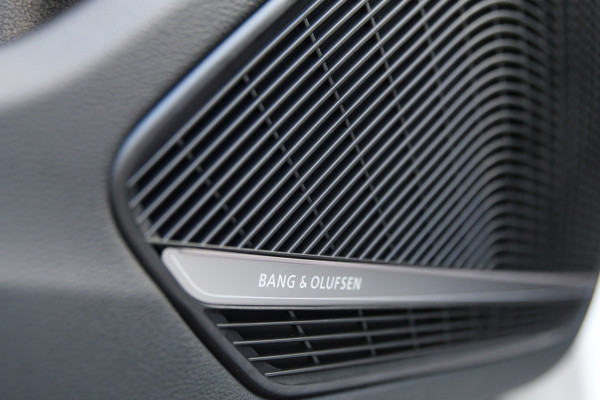 Audi A4 Allroad quattro 45 TFSI, Trekhaak, Pano, Matrix, B&O, Memory, Keyless, Leder, Dodeh, Ambiente!