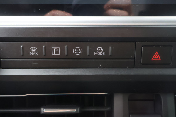 Volkswagen Transporter T7 2.0 TDI L2 H1 150pk