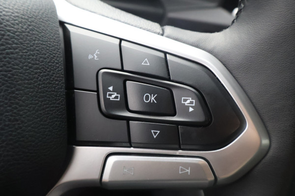 Volkswagen Transporter T7 2.0 TDI L2 H1 150pk