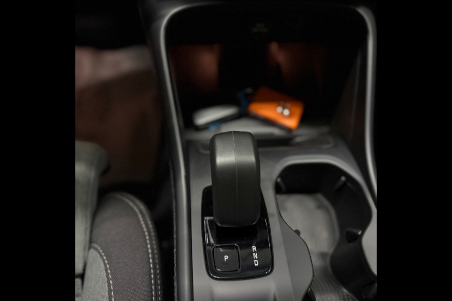 Volvo XC40 Recharge T4 211pk Plug-in Hybride Aut. |Trekhaak | Navi | Camera | Stoelverw. | Stuurverw. | CarPlay