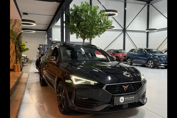 CUPRA Leon Sportstourer 1.4 e-Hybrid VZ Copper Edition Garantie ACC|Lane|Sfeerverlichting|Pano|Camera|ACC|CarPlay|Leder Rijklaar
