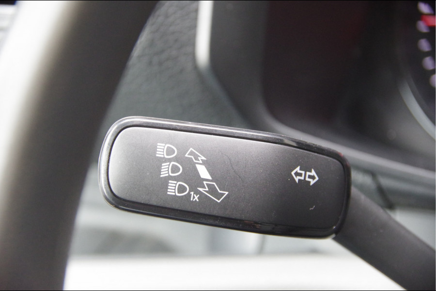Volkswagen Crafter 2.0 TDI L3H2(L2H1) 177PK AUT. DC-6P, CAMERA, TREKHAAK, CRUISE, CARPLAY, AIRCO, PARKEERSENSOREN, DUBBELE CABINE, DUBBEL CABINE, N