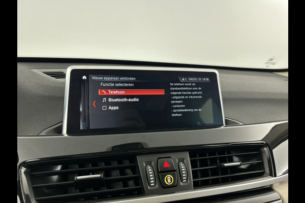 BMW X1 sDrive18i High Exe. Shadow-Line Pano-dak/Leder/18'LMV/Navi+ Keyless Start