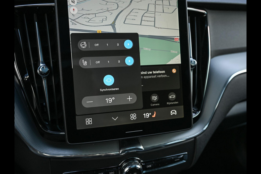 Volvo XC60 2.0 T8 Plug-in hybrid AWD Plus Black Edition | Panoramadak | SOH 100% | HUD | 360 Camera | Harman/Kardon | Pilot Assist | Memory Seats | Stoelverwarming V+A | Trekhaak | Stuurverwarming | Adaptive Cruise |
