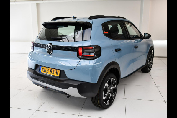 Citroën C3 1.2 Hybrid 110pk Plus .