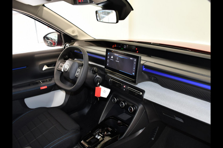 Citroën C3 1.2 Hybrid 110pk Plus .