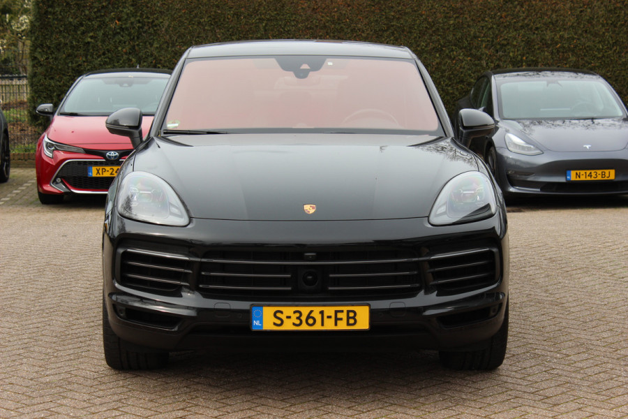 Porsche Cayenne Coupé 3.0 E-Hybrid Platinum Edition / SoH 90,9% / Panoramadak / 360Camera / Luchtvering / 21'' / Sfeerverlichting / Sportchrono / Bose / Keyless / Sportuitlaat / Dodehoek / DAB / Stoelverwarming / ACC