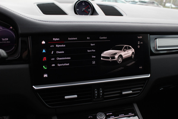 Porsche Cayenne Coupé 3.0 E-Hybrid Platinum Edition / SoH 90,9% / Panoramadak / 360Camera / Luchtvering / 21'' / Sfeerverlichting / Sportchrono / Bose / Keyless / Sportuitlaat / Dodehoek / DAB / Stoelverwarming / ACC