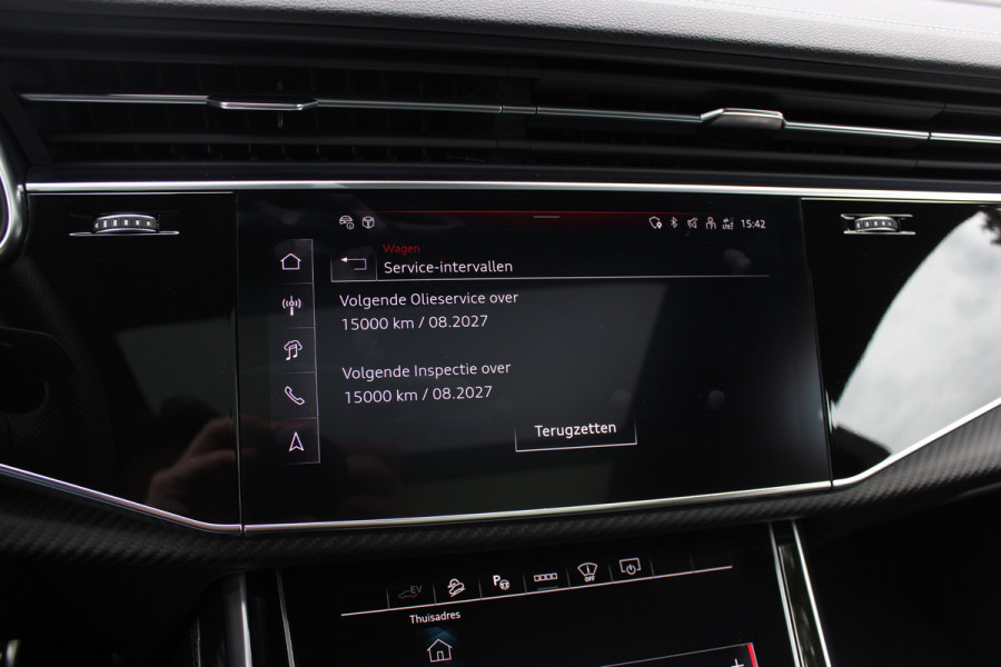 Audi Q8 60 TFSI e quattro Pro Line S Competition / SoH 95,9% / Trekhaak / Panoramadak / 360Camera / Head-up / B&O / Softclose / Achterasbesturing / 23'' / Laser LED / Keyless / Carbon intr. / Massage+Ventilatie / RS Seats / Dodehoek /  DAB