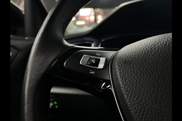 Volkswagen T-Roc 1.0 TSI | Stoelverw. | Clima | Carplay |