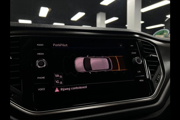 Volkswagen T-Roc 1.0 TSI | Stoelverw. | Clima | Carplay |