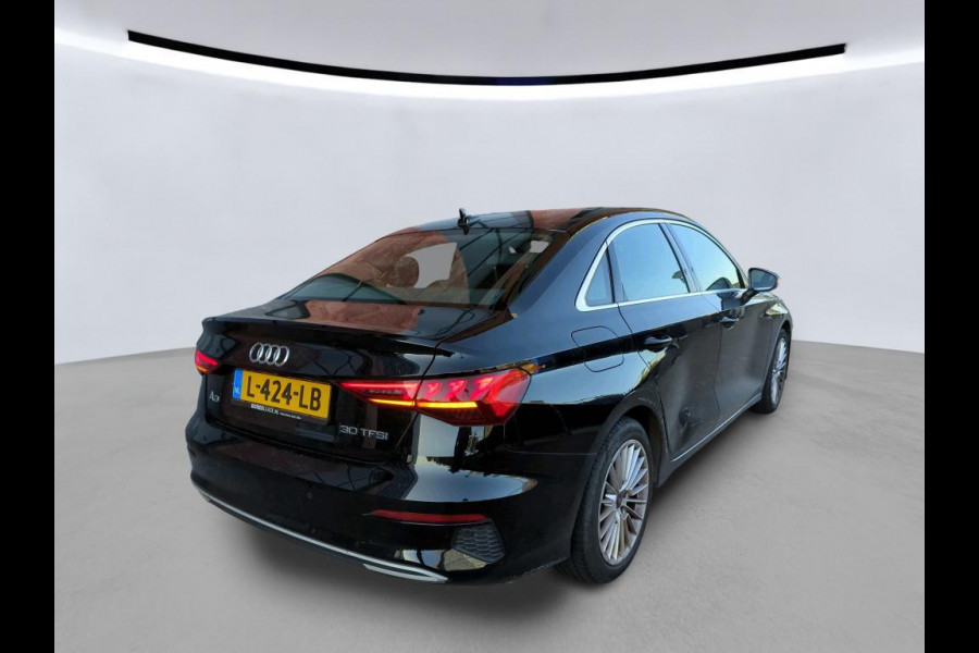 Audi A3 Limousine 30 TFSI Business edition NL-AUTO | CAMERA | AUTOMAAT | DIGIDASH