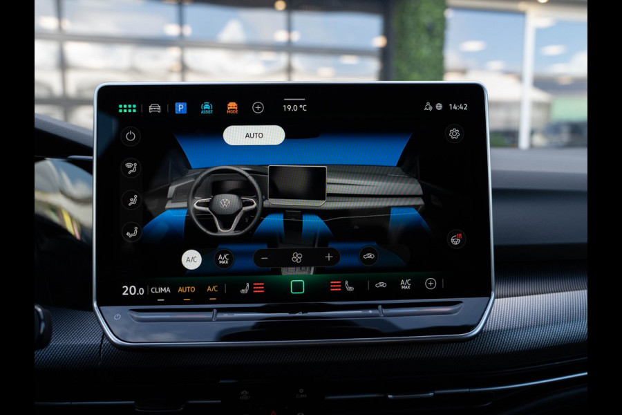 Volkswagen Golf 1.5 eTSI DSG 150PK R-Line Edition | Carplay | Camera | Facelift