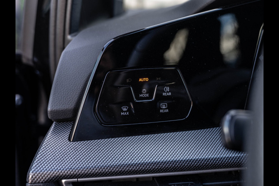 Volkswagen Golf 1.5 eTSI DSG 150PK R-Line Edition | Carplay | Camera | Facelift